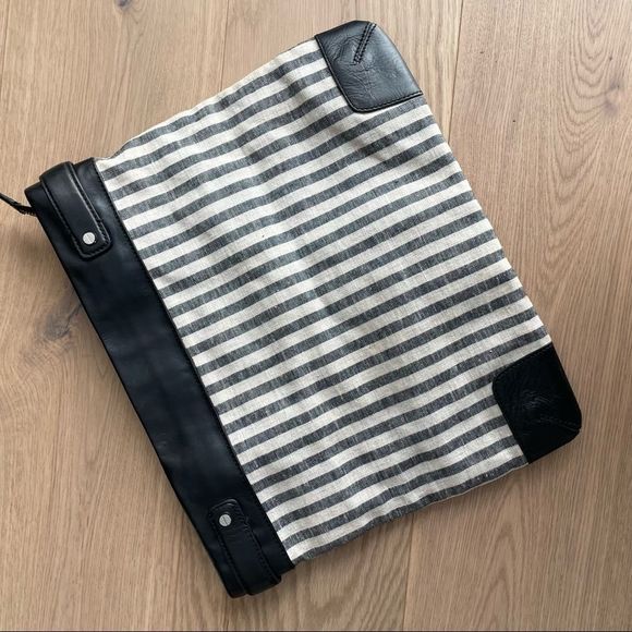 CLUB MONACO LINEN/LEATHER CLUTCH - Picture 9 of 12